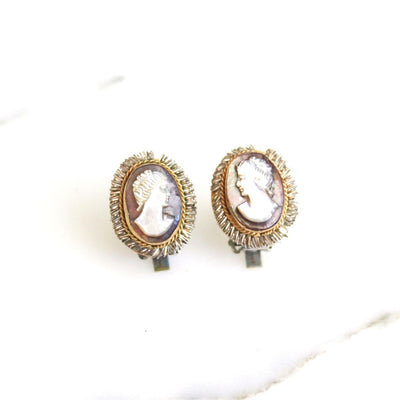 Art Deco Era Carved Mother of Pearl Cameo 750 Silver with Gold Accents by Unsigned Beauty - Vintage Meet Modern Vintage Jewelry - Chicago, Illinois - #oldhollywoodglamour #vintagemeetmodern #designervintage #jewelrybox #antiquejewelry #vintagejewelry
