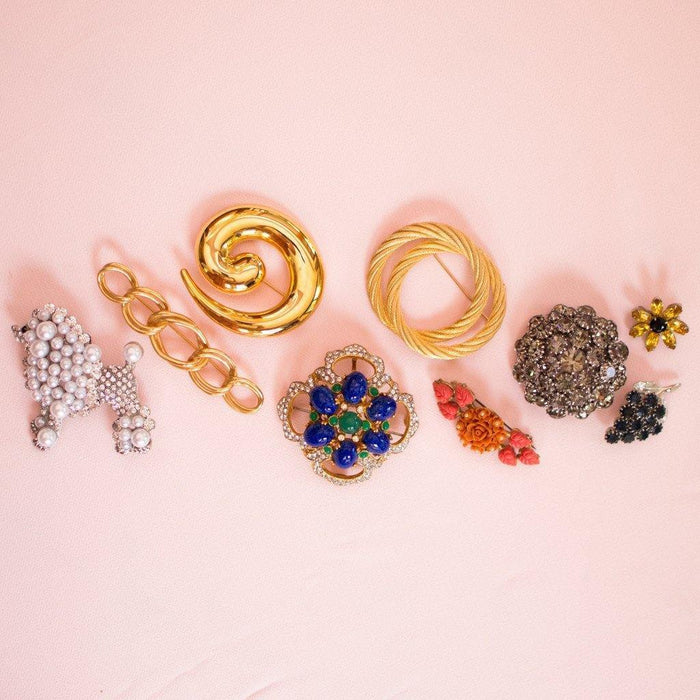 Must Have Monday: Spotlight on Brooches - Vintage Meet Modern  vintage.meet.modern.jewelry