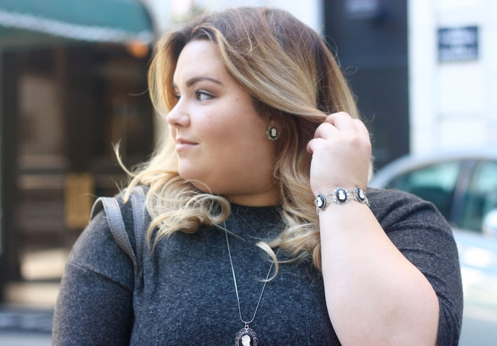 Natalie in the City - Vintage Meet Modern  vintage.meet.modern.jewelry