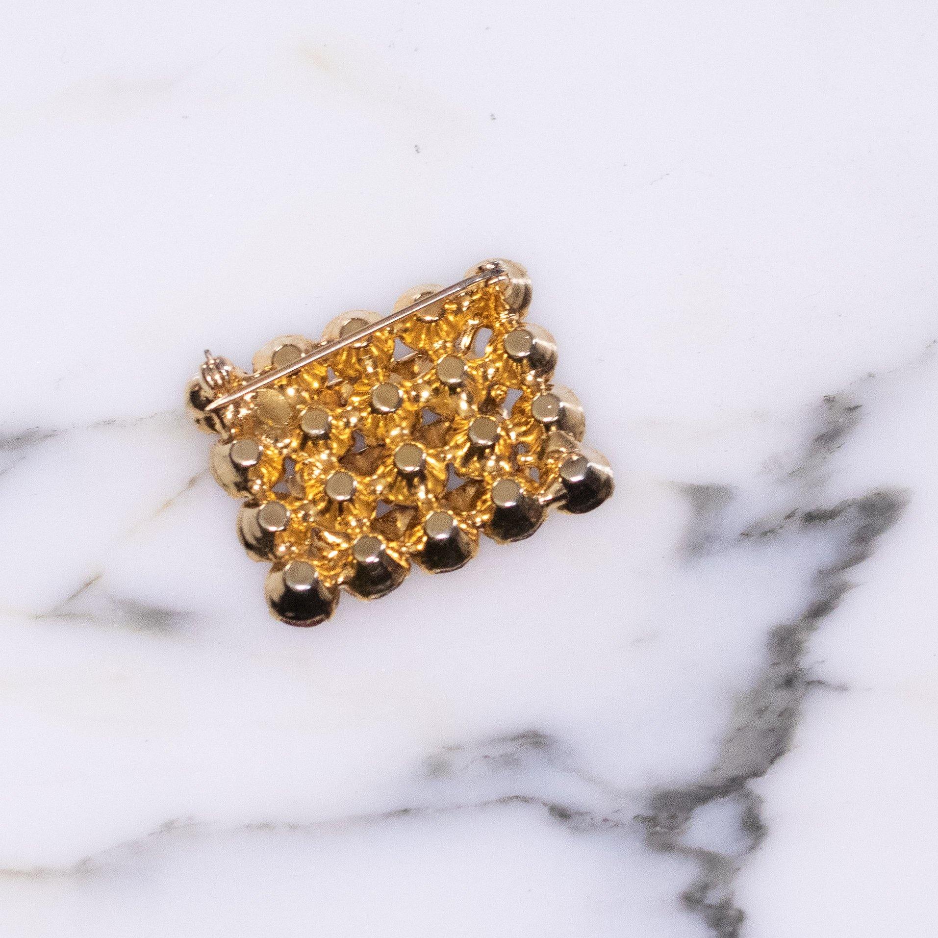 Vintage Purple Rhinestone Brooch by Unsigned - Vintage Meet Modern Vintage Jewelry - Chicago, Illinois - #oldhollywoodglamour #vintagemeetmodern #designervintage #jewelrybox #antiquejewelry #vintagejewelry