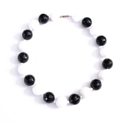 Vintage Chunky Faceted Black and White Lucite Beaded Necklace by Made in Hong Kong - Vintage Meet Modern Vintage Jewelry - Chicago, Illinois - #oldhollywoodglamour #vintagemeetmodern #designervintage #jewelrybox #antiquejewelry #vintagejewelry