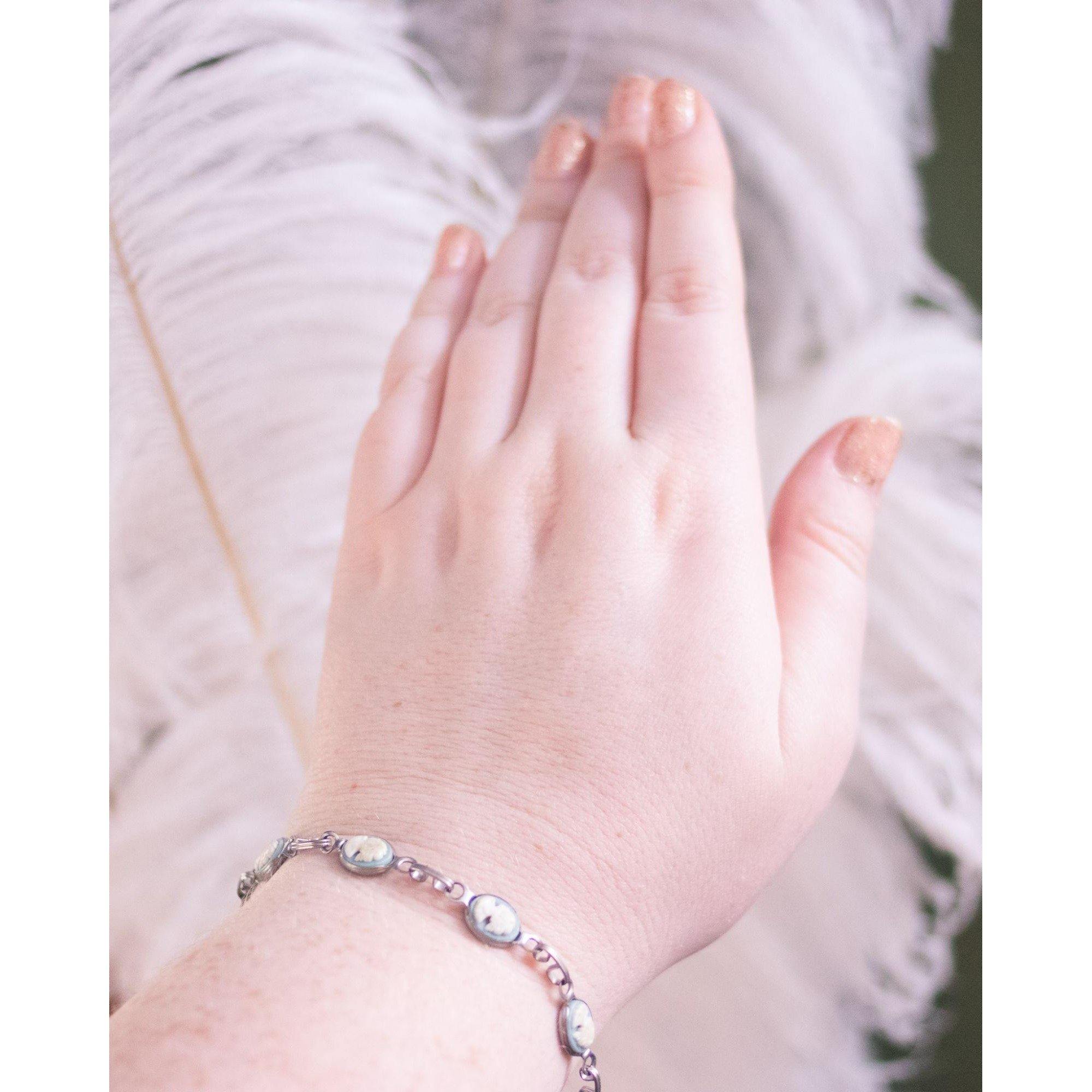 Vintage Petite Wedgewood Cameo Link Bracelet by Unsigned Beauty - Vintage Meet Modern Vintage Jewelry - Chicago, Illinois - #oldhollywoodglamour #vintagemeetmodern #designervintage #jewelrybox #antiquejewelry #vintagejewelry