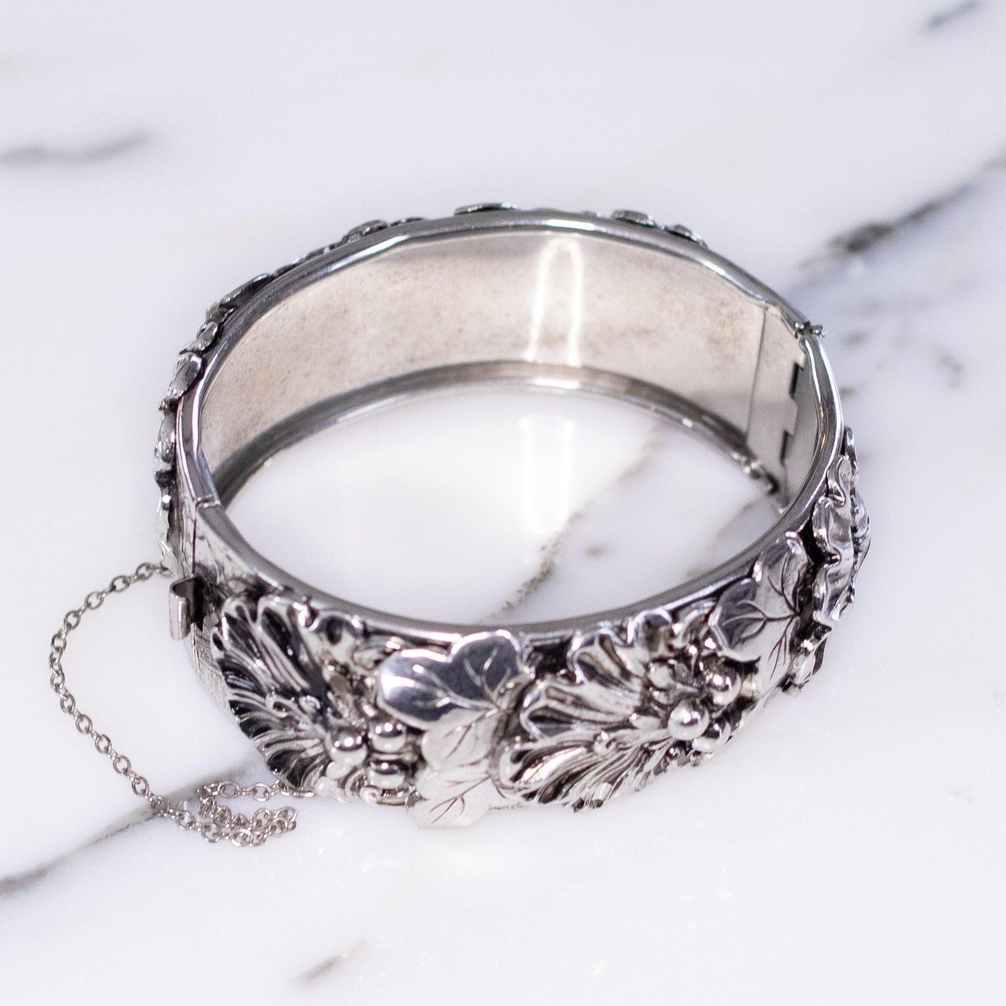Vintage Silver Repousse Style Acanthus Leaf Hinged Bangle Bracelet by Possibly Unsigned Whiting and Davis - Vintage Meet Modern Vintage Jewelry - Chicago, Illinois - #oldhollywoodglamour #vintagemeetmodern #designervintage #jewelrybox #antiquejewelry #vintagejewelry