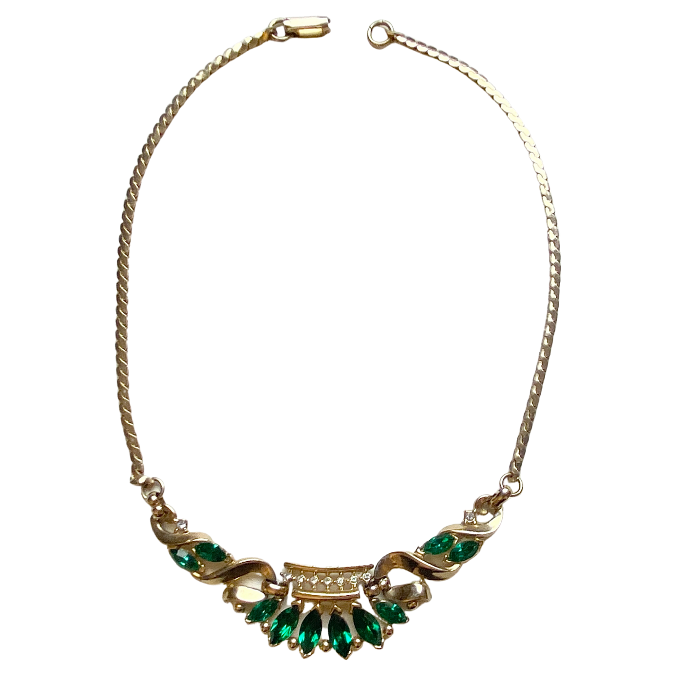 1950s Emerald Crystal and Diamante Necklace by Vintage Meet Modern - Vintage Meet Modern Vintage Jewelry - Chicago, Illinois - #oldhollywoodglamour #vintagemeetmodern #designervintage #jewelrybox #antiquejewelry #vintagejewelry