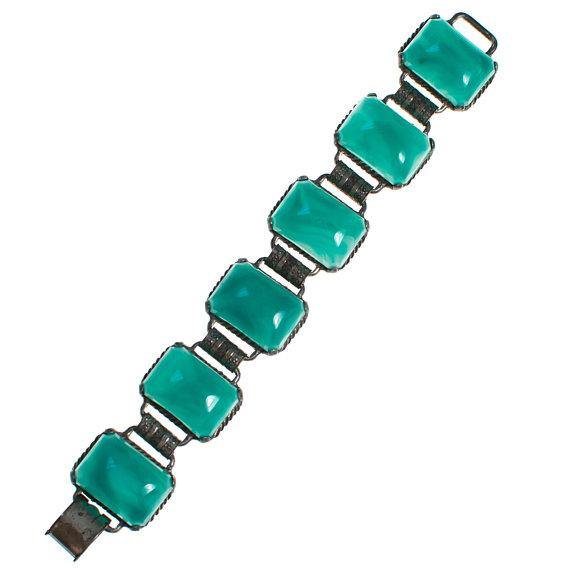 Vintage Faux Jade Glass Cabochon Panel Bracelet Book Chain Setting in Antique Silver Tone by 1950s - Vintage Meet Modern Vintage Jewelry - Chicago, Illinois - #oldhollywoodglamour #vintagemeetmodern #designervintage #jewelrybox #antiquejewelry #vintagejewelry