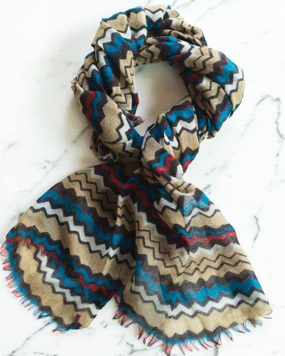 Shiraleah 100% Wool Scarf Shawl Chevron Zig Zag Print