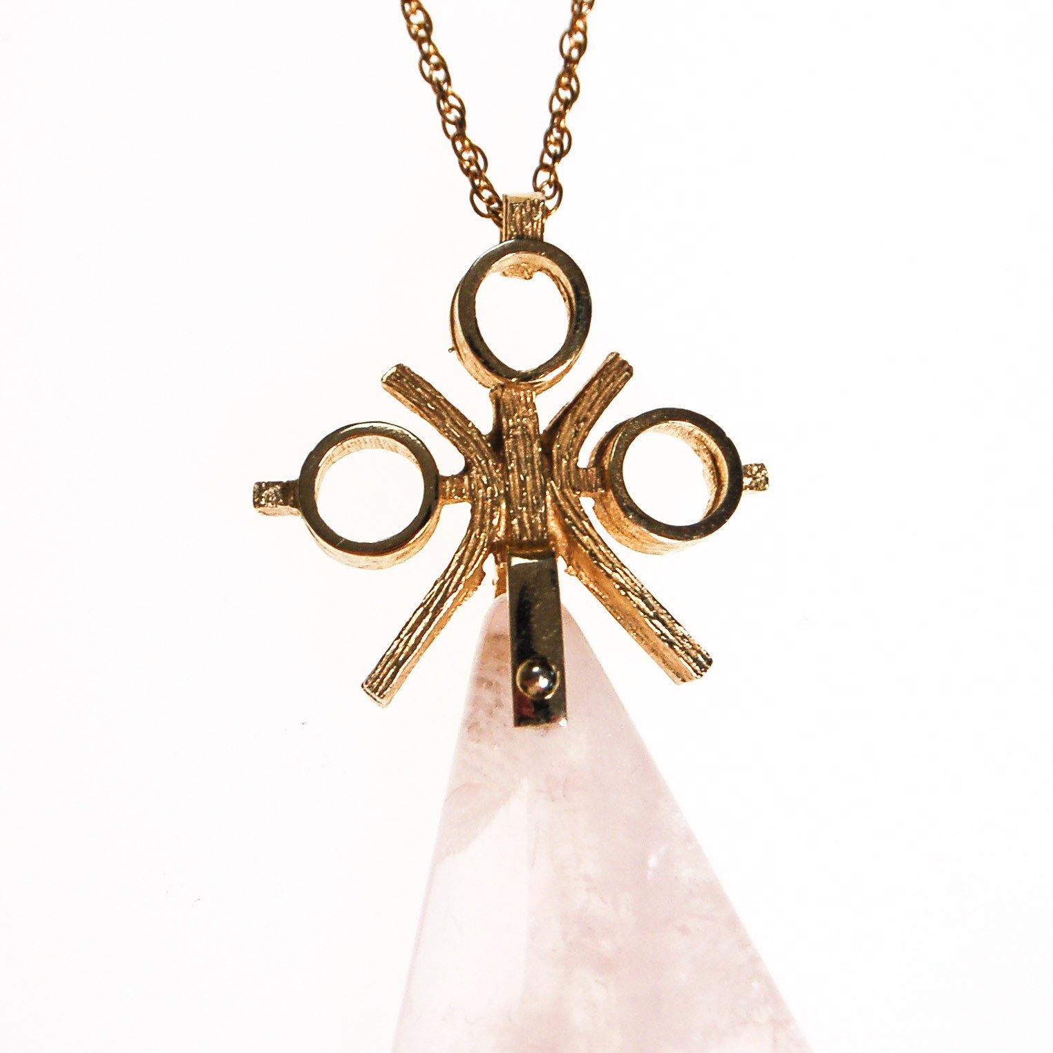 Mid Century Modern Rose Quartz Geometric Statement Pendant by Unsigned Beauty - Vintage Meet Modern Vintage Jewelry - Chicago, Illinois - #oldhollywoodglamour #vintagemeetmodern #designervintage #jewelrybox #antiquejewelry #vintagejewelry
