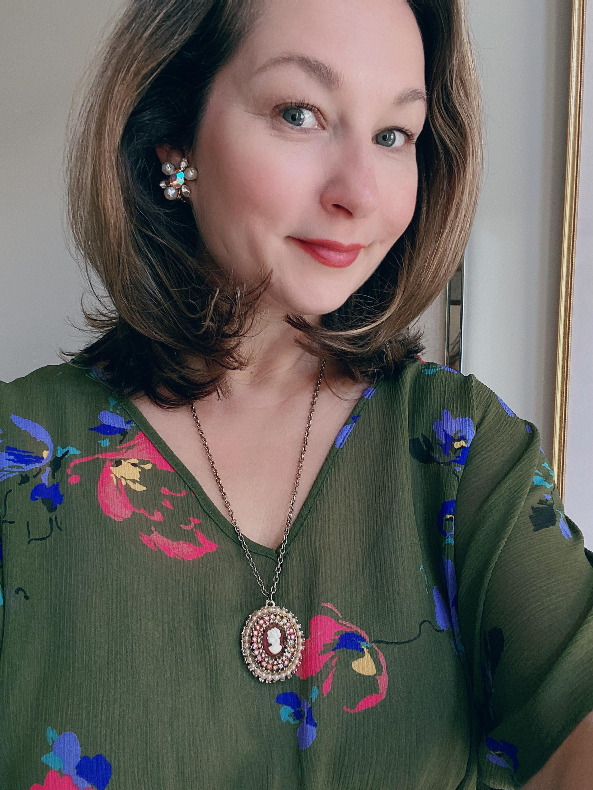 Vintage Cameo and Aurora Borealis Rhinestone Necklace by Unsigned Beauty - Vintage Meet Modern Vintage Jewelry - Chicago, Illinois - #oldhollywoodglamour #vintagemeetmodern #designervintage #jewelrybox #antiquejewelry #vintagejewelry