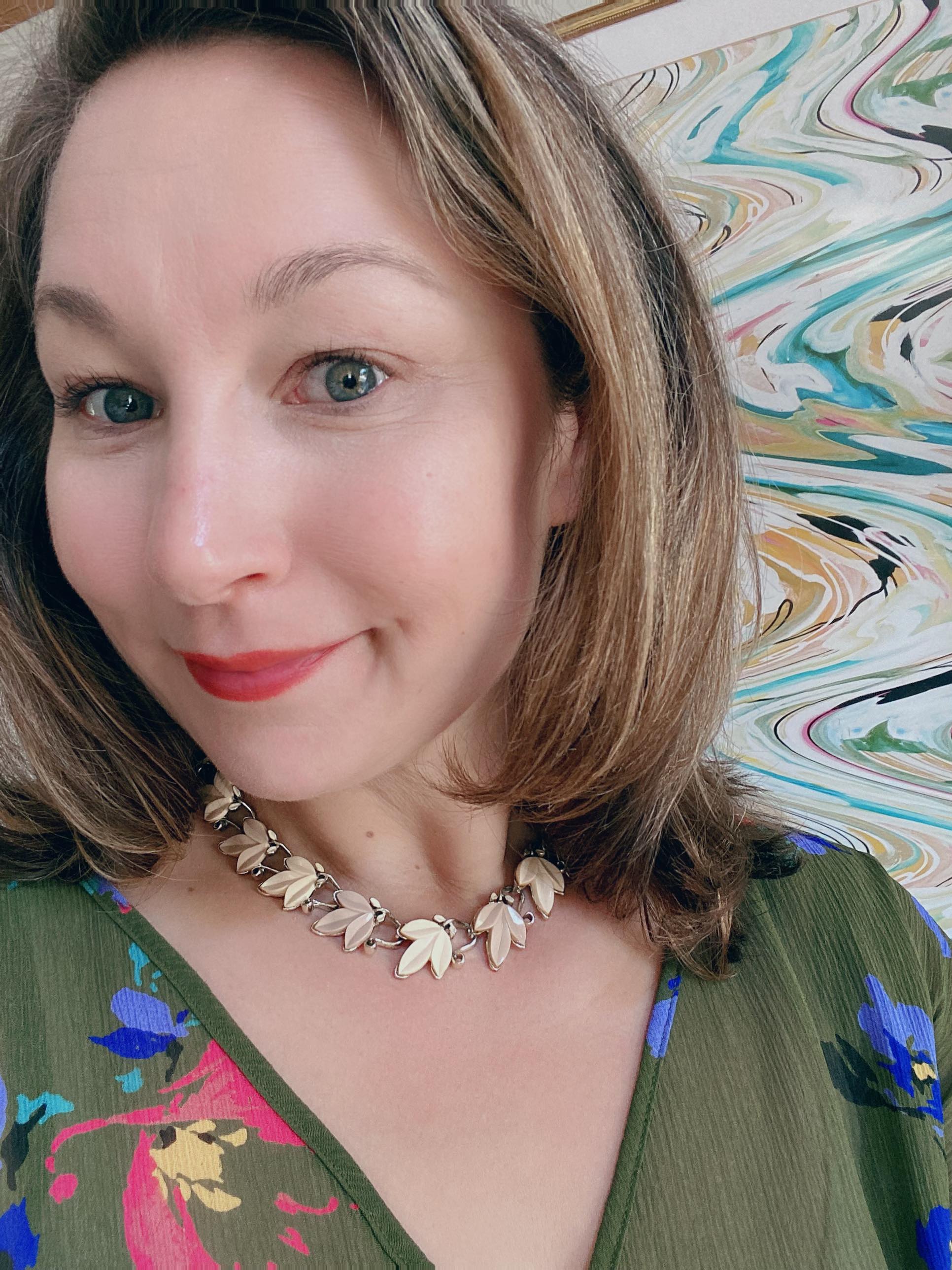 Vintage Thermoset Cream and Taupe Leaf Necklace by Unsigned Beauty - Vintage Meet Modern Vintage Jewelry - Chicago, Illinois - #oldhollywoodglamour #vintagemeetmodern #designervintage #jewelrybox #antiquejewelry #vintagejewelry