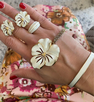 White and Gold Pansy Earrings by Unsigned Beauty - Vintage Meet Modern Vintage Jewelry - Chicago, Illinois - #oldhollywoodglamour #vintagemeetmodern #designervintage #jewelrybox #antiquejewelry #vintagejewelry