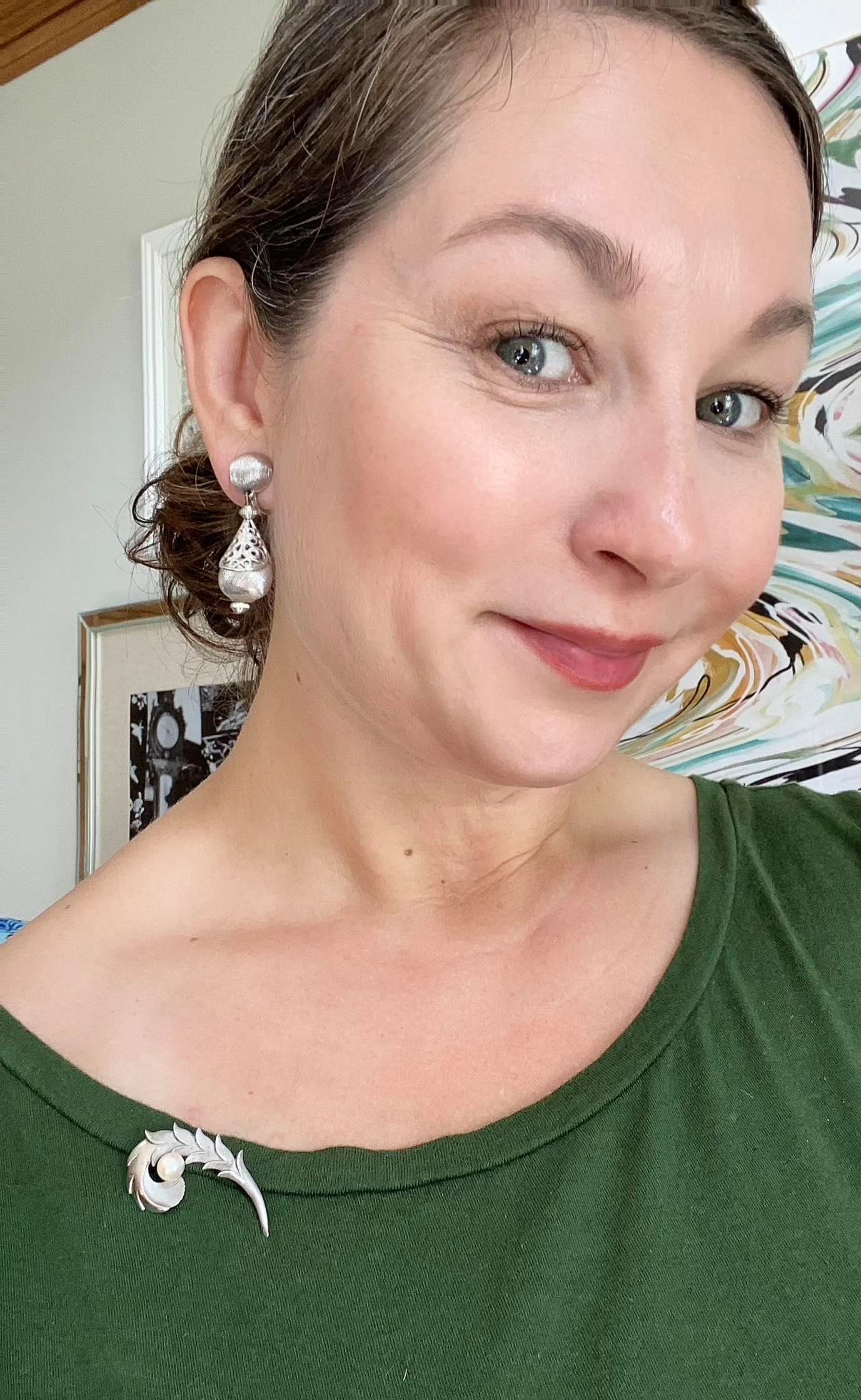 Vintage Sterling Silver and Cultured Pearl Brooch by D C E Sterling Silver - Vintage Meet Modern Vintage Jewelry - Chicago, Illinois - #oldhollywoodglamour #vintagemeetmodern #designervintage #jewelrybox #antiquejewelry #vintagejewelry