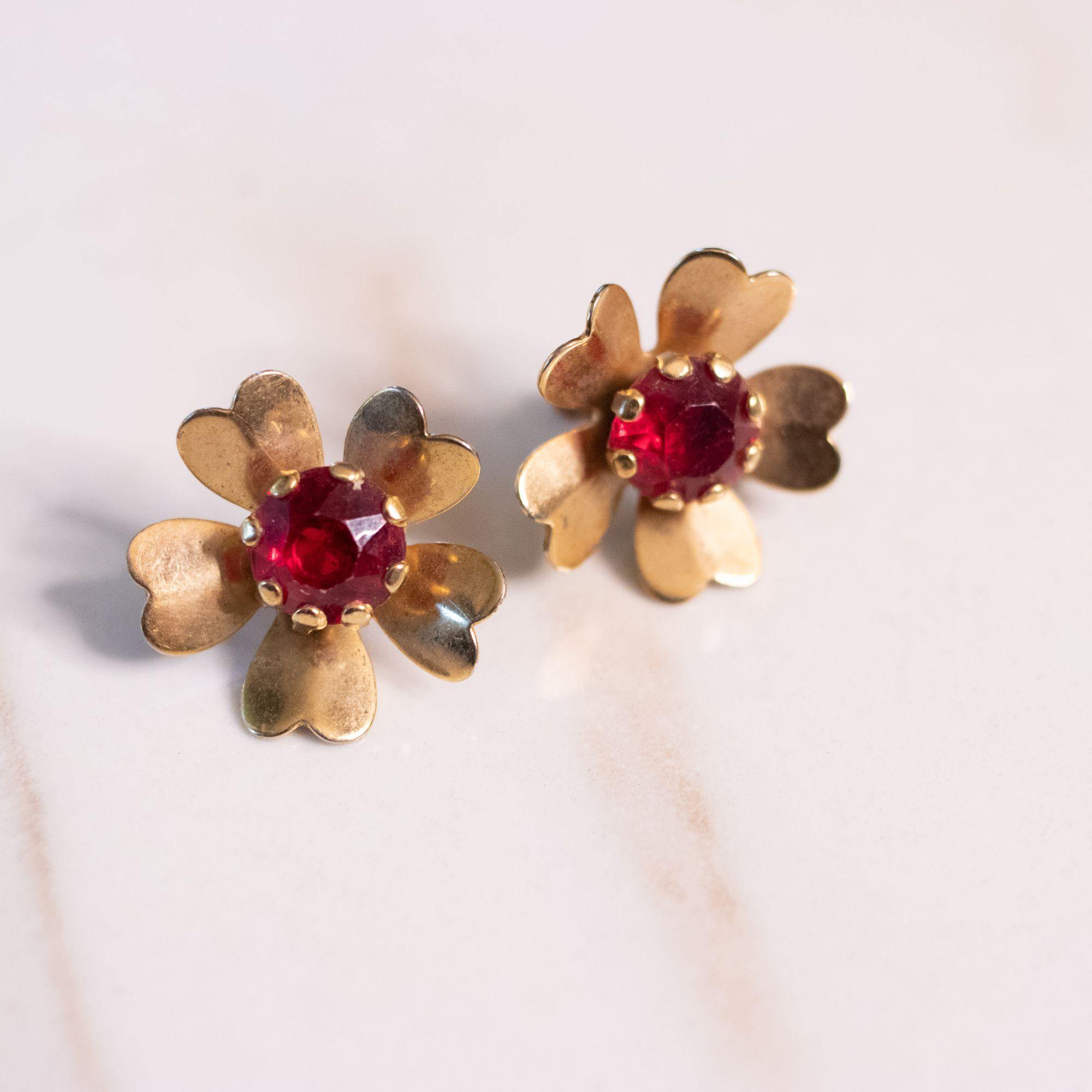 Vintage 1940s Gold Flower Earrings with Red Rhinestones by Unsigned Beauty - Vintage Meet Modern Vintage Jewelry - Chicago, Illinois - #oldhollywoodglamour #vintagemeetmodern #designervintage #jewelrybox #antiquejewelry #vintagejewelry