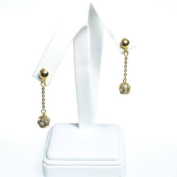 Vintage Diamond Look Rhinestone Drop Statemenent Earrings in Gold Tone by 1970s - Vintage Meet Modern Vintage Jewelry - Chicago, Illinois - #oldhollywoodglamour #vintagemeetmodern #designervintage #jewelrybox #antiquejewelry #vintagejewelry