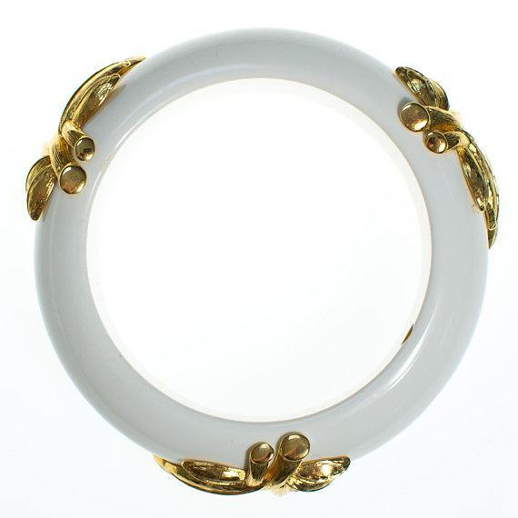 Vintage Monet White Bangle Bracelet with Gold Leaves by 1970s - Vintage Meet Modern Vintage Jewelry - Chicago, Illinois - #oldhollywoodglamour #vintagemeetmodern #designervintage #jewelrybox #antiquejewelry #vintagejewelry