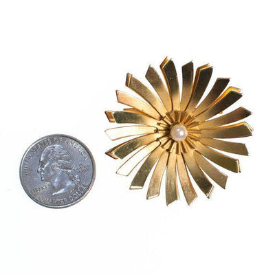 Vintage Mid Century Modern Gold Starburst Brooch With Pearl Center by 1960s - Vintage Meet Modern Vintage Jewelry - Chicago, Illinois - #oldhollywoodglamour #vintagemeetmodern #designervintage #jewelrybox #antiquejewelry #vintagejewelry