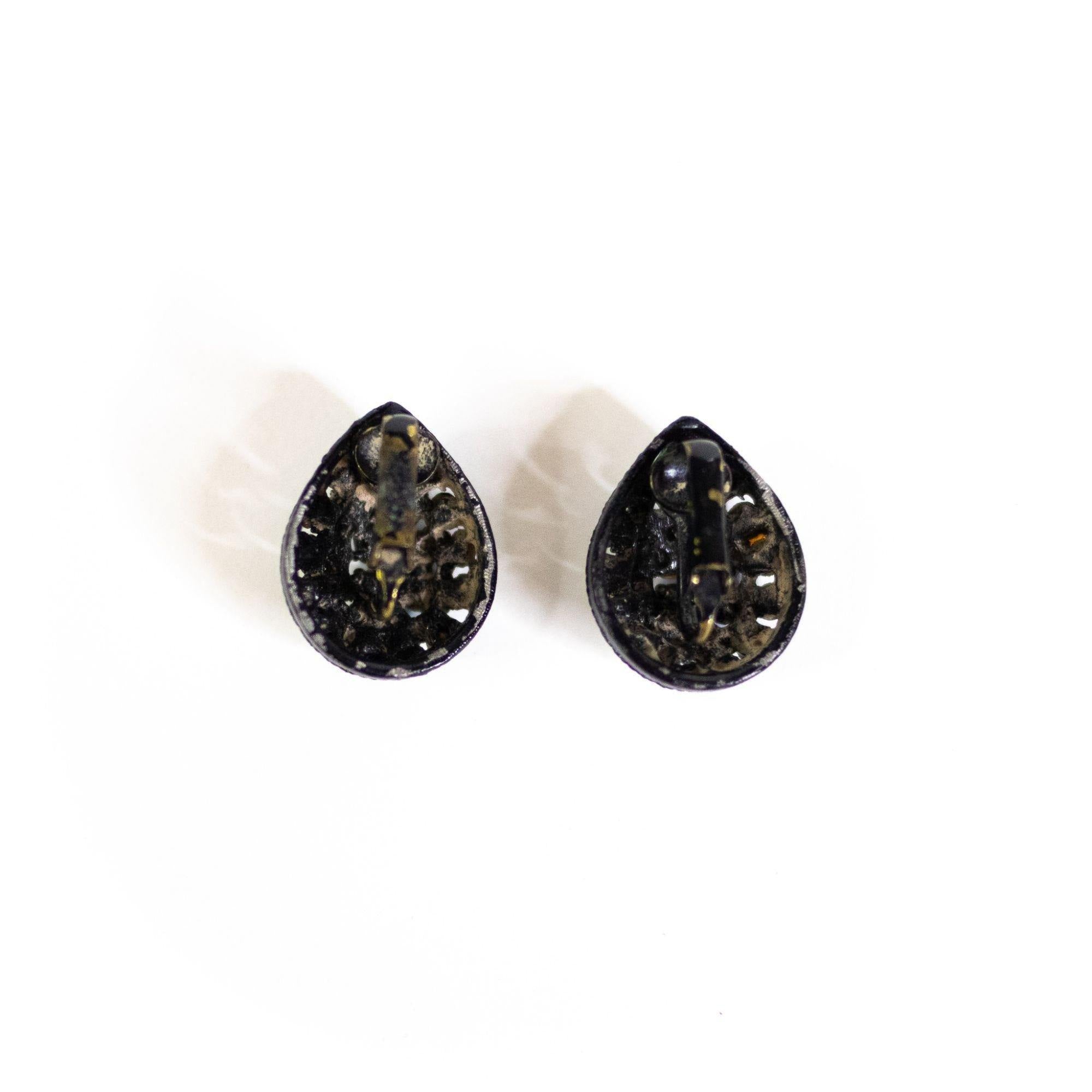 Vintage Blue and Green Rhinestone Teardrop Statement Earrings by Vintage Meet Modern - Vintage Meet Modern Vintage Jewelry - Chicago, Illinois - #oldhollywoodglamour #vintagemeetmodern #designervintage #jewelrybox #antiquejewelry #vintagejewelry