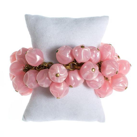 Vintage Pastel Pink Cha Cha Bead Charm Bracelet by 1950s - Vintage Meet Modern Vintage Jewelry - Chicago, Illinois - #oldhollywoodglamour #vintagemeetmodern #designervintage #jewelrybox #antiquejewelry #vintagejewelry