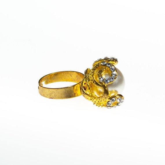 Vintage Faux Pearl and Rhinestones Statement Cocktail Ring, Adjustable by 1960s - Vintage Meet Modern Vintage Jewelry - Chicago, Illinois - #oldhollywoodglamour #vintagemeetmodern #designervintage #jewelrybox #antiquejewelry #vintagejewelry