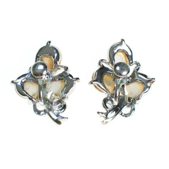 Vintage Silver Tone Flower Earrings, Mother of Pearl Discs, Black Painted Leaves, Screw Back by 1950s - Vintage Meet Modern Vintage Jewelry - Chicago, Illinois - #oldhollywoodglamour #vintagemeetmodern #designervintage #jewelrybox #antiquejewelry #vintagejewelry