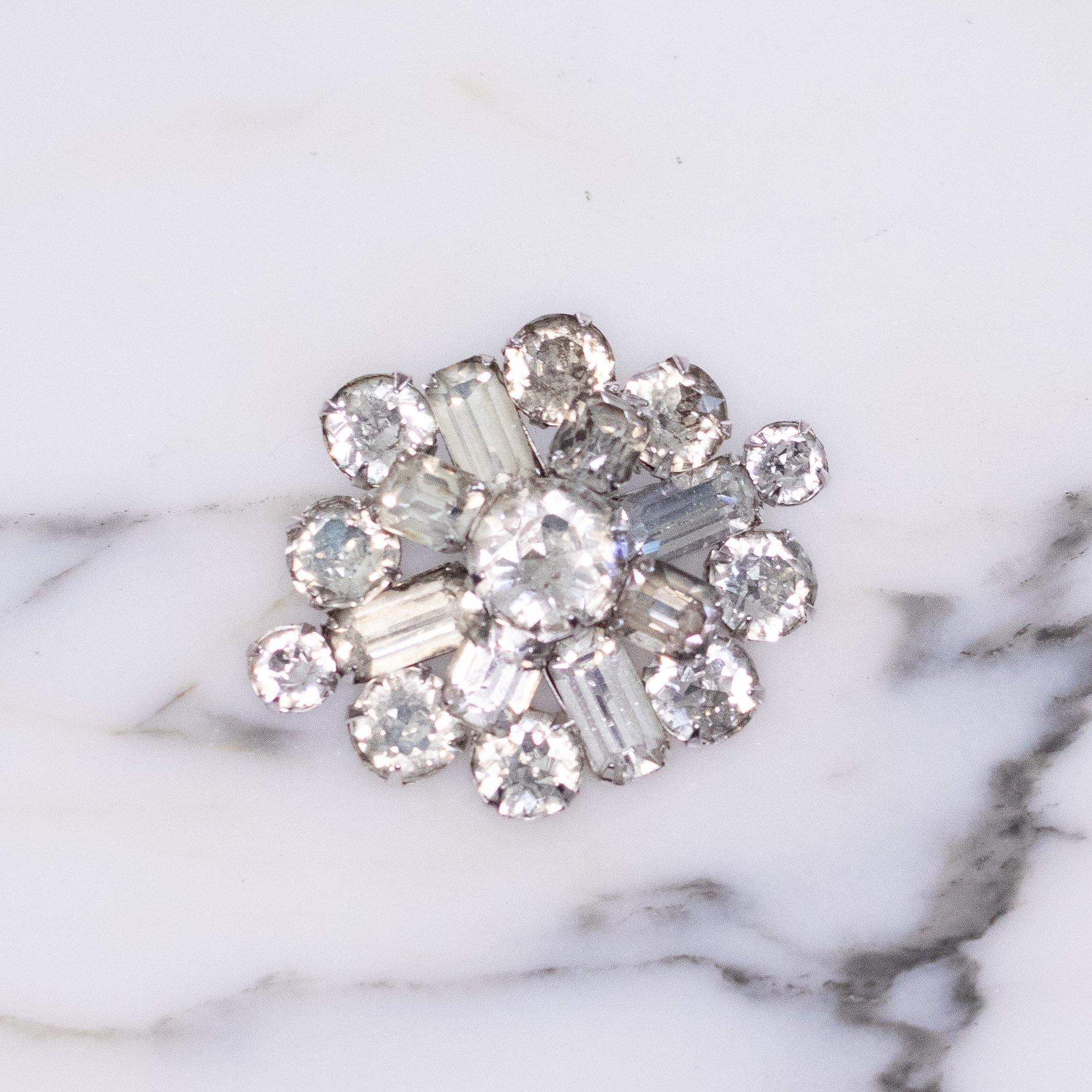 Vintage Kramer NY Art Deco Style Diamante Rhinestone Brooch by Kramer NY - Vintage Meet Modern Vintage Jewelry - Chicago, Illinois - #oldhollywoodglamour #vintagemeetmodern #designervintage #jewelrybox #antiquejewelry #vintagejewelry