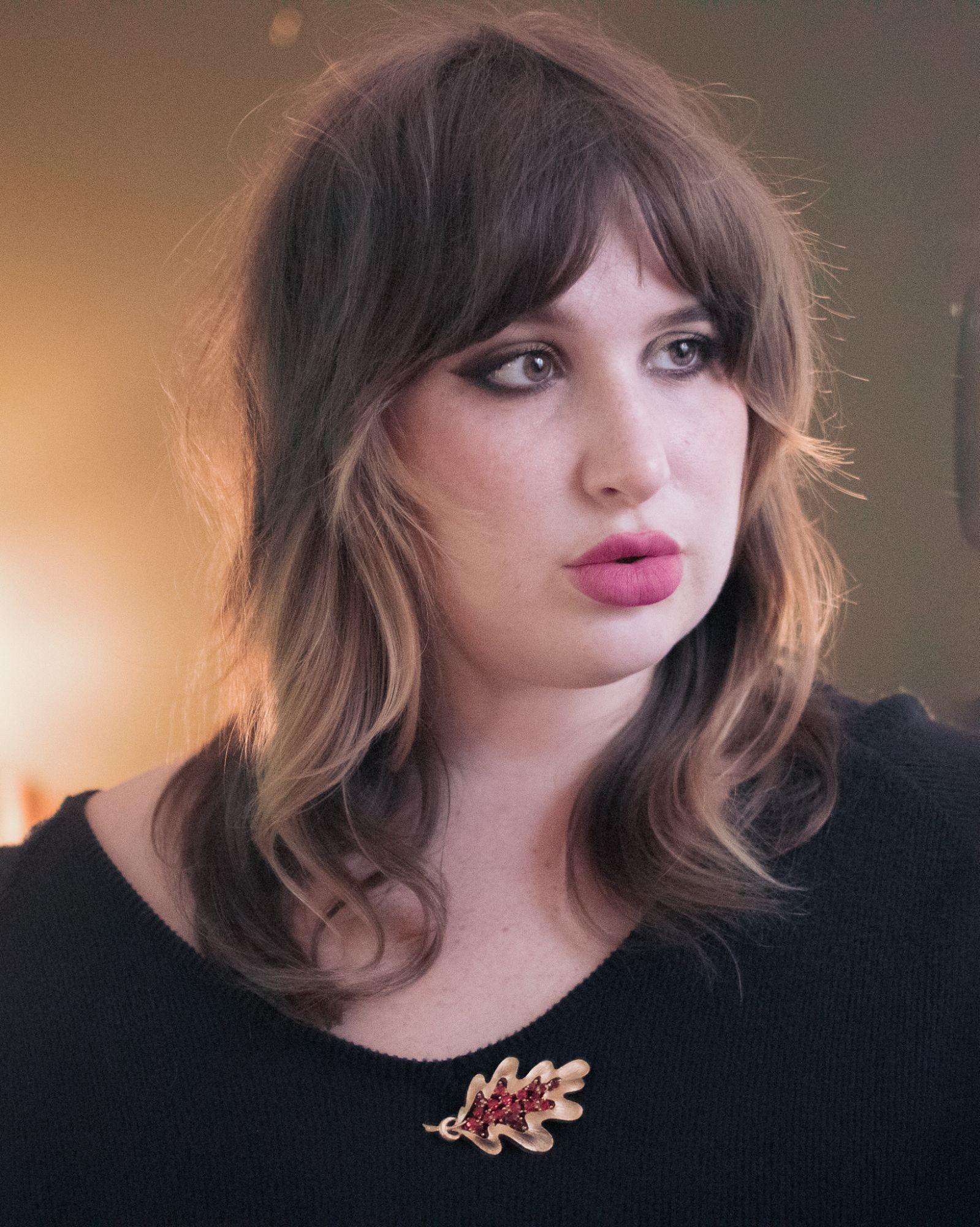 Vintage Gold Leaf and Red Rhinestone Brooch by JJ - Vintage Meet Modern Vintage Jewelry - Chicago, Illinois - #oldhollywoodglamour #vintagemeetmodern #designervintage #jewelrybox #antiquejewelry #vintagejewelry