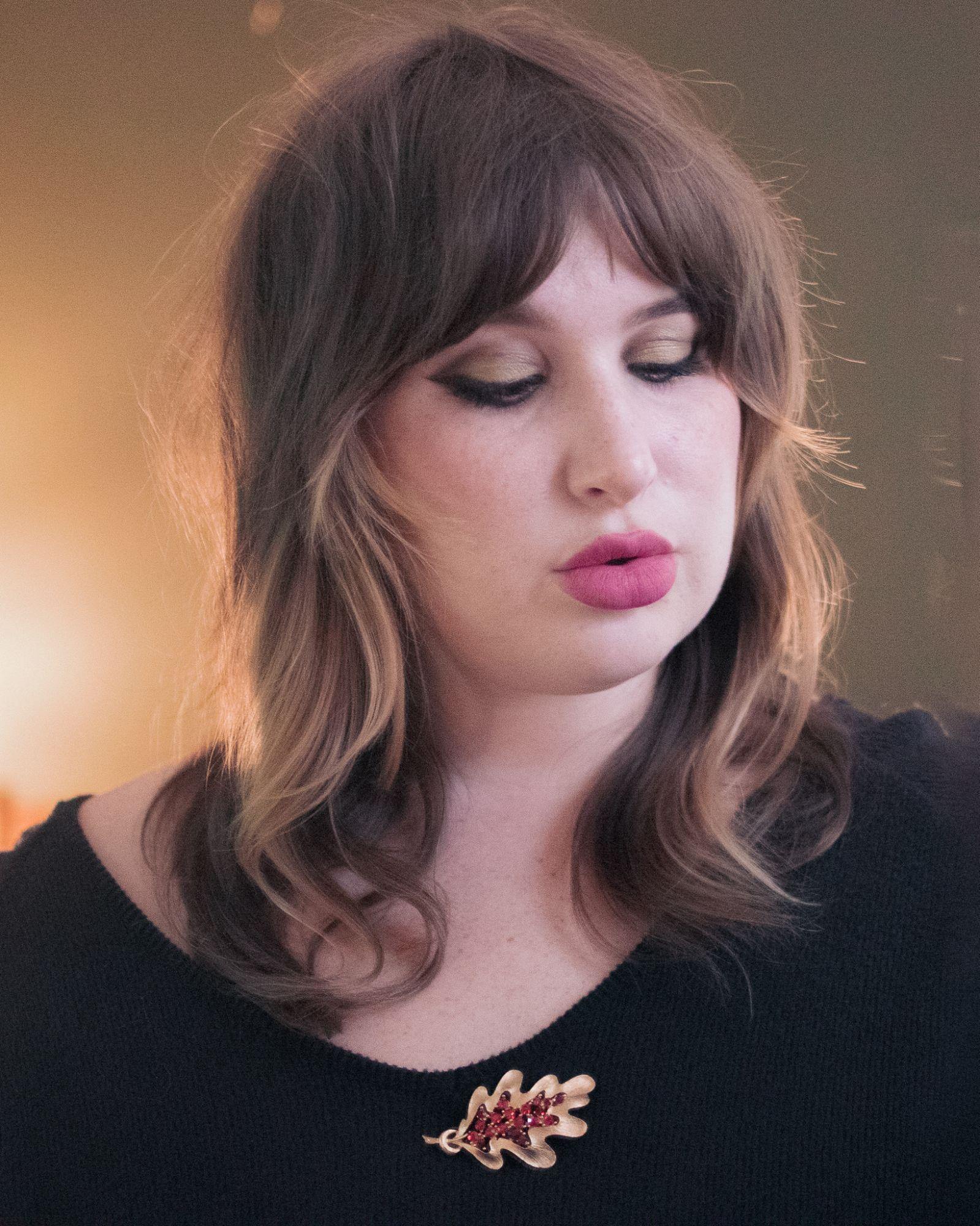 Vintage Gold Leaf and Red Rhinestone Brooch by JJ - Vintage Meet Modern Vintage Jewelry - Chicago, Illinois - #oldhollywoodglamour #vintagemeetmodern #designervintage #jewelrybox #antiquejewelry #vintagejewelry