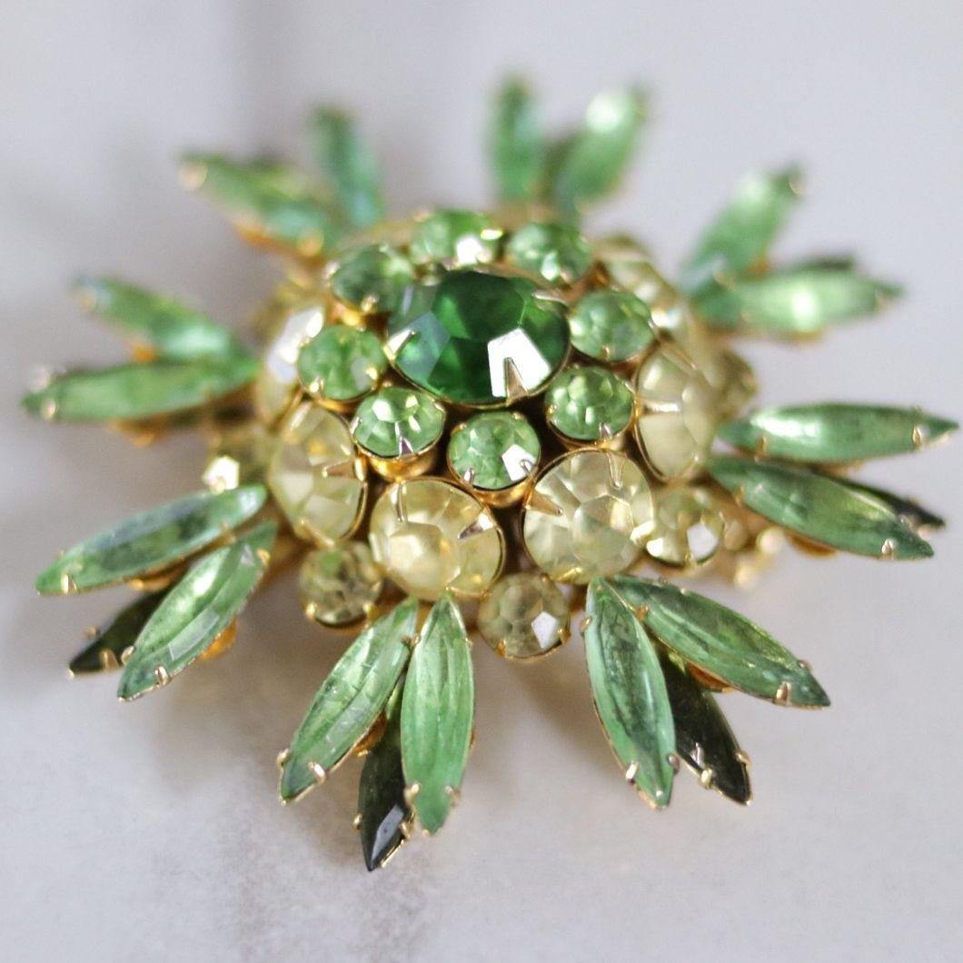 Vintage Light and Dark Green Rhinestone Navette Rhinestone Brooch by Unsigned Beauty - Vintage Meet Modern Vintage Jewelry - Chicago, Illinois - #oldhollywoodglamour #vintagemeetmodern #designervintage #jewelrybox #antiquejewelry #vintagejewelry