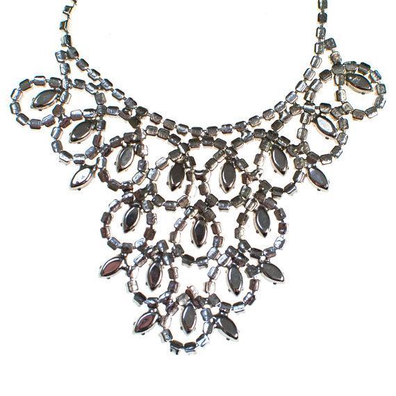 Vintage Art Ruby Red and Diamante Rhinestone Bib Necklace by Art Deco - Vintage Meet Modern Vintage Jewelry - Chicago, Illinois - #oldhollywoodglamour #vintagemeetmodern #designervintage #jewelrybox #antiquejewelry #vintagejewelry