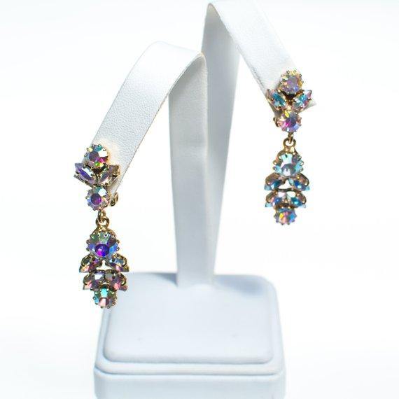 Vintage Aurora Borealis Rhinestone Chandelier Statement Earrings, Clip On, Dangling by Aurora Borealis - Vintage Meet Modern Vintage Jewelry - Chicago, Illinois - #oldhollywoodglamour #vintagemeetmodern #designervintage #jewelrybox #antiquejewelry #vintagejewelry