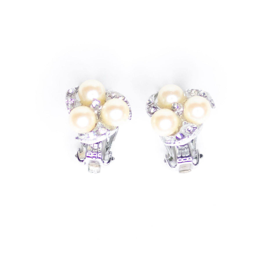 Vintage Art Deco Pearl and Diamante Clip Earrings by Japan - Vintage Meet Modern Vintage Jewelry - Chicago, Illinois - #oldhollywoodglamour #vintagemeetmodern #designervintage #jewelrybox #antiquejewelry #vintagejewelry