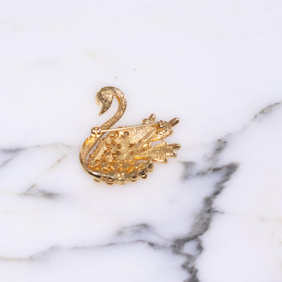 Vintage Gold Swan Brooch by Unsigned Beauty - Vintage Meet Modern Vintage Jewelry - Chicago, Illinois - #oldhollywoodglamour #vintagemeetmodern #designervintage #jewelrybox #antiquejewelry #vintagejewelry