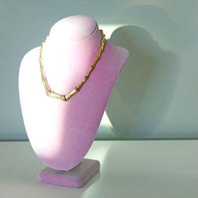 Vintage Mid Century Gold Bamboo Link Necklace by Unsigned Beauty - Vintage Meet Modern Vintage Jewelry - Chicago, Illinois - #oldhollywoodglamour #vintagemeetmodern #designervintage #jewelrybox #antiquejewelry #vintagejewelry