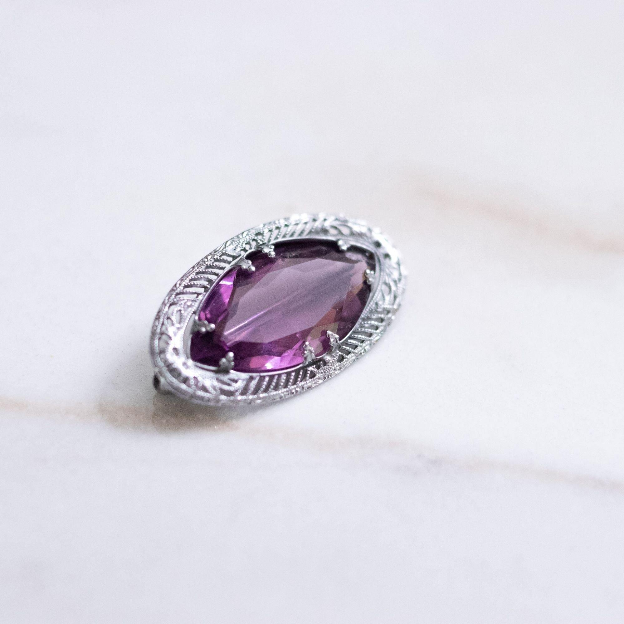 Vintage Edwardian Filigree Brooch with Amethyst Crystal by Unsigned Beauty - Vintage Meet Modern Vintage Jewelry - Chicago, Illinois - #oldhollywoodglamour #vintagemeetmodern #designervintage #jewelrybox #antiquejewelry #vintagejewelry