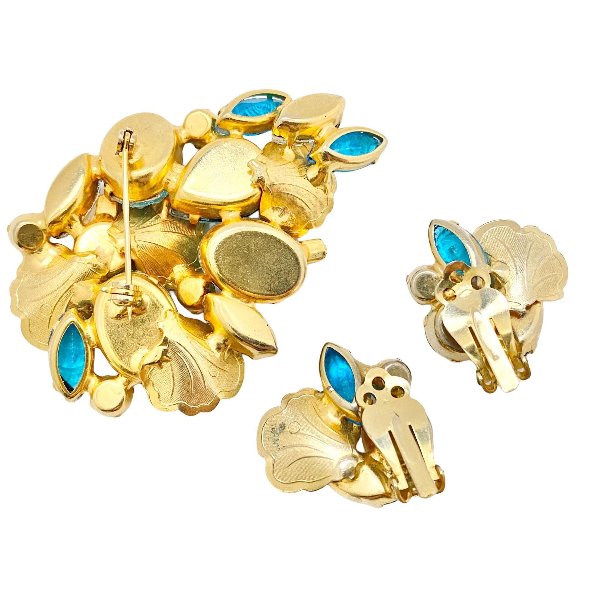 Vintage Aqua and Aurora Borealis Gold Leaf and Earring Demi Parure by Unsigned Beauty - Vintage Meet Modern Vintage Jewelry - Chicago, Illinois - #oldhollywoodglamour #vintagemeetmodern #designervintage #jewelrybox #antiquejewelry #vintagejewelry