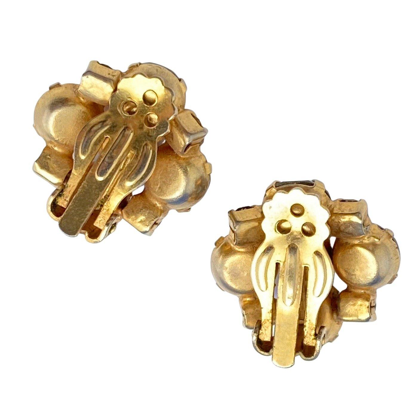 Vintage Aurora Borealis Medium Size Cluster Earrings by Unsigned Beauty - Vintage Meet Modern Vintage Jewelry - Chicago, Illinois - #oldhollywoodglamour #vintagemeetmodern #designervintage #jewelrybox #antiquejewelry #vintagejewelry