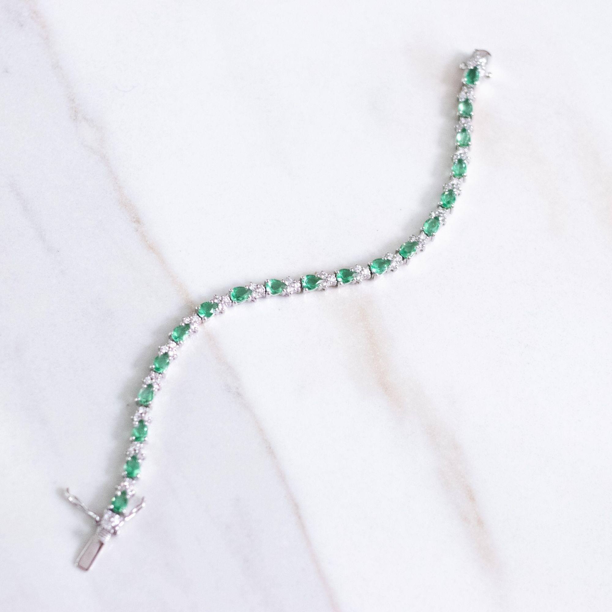Vintage Sterling Silver Emerald Crystal and CZ Tennis Bracelet by 925 - Vintage Meet Modern Vintage Jewelry - Chicago, Illinois - #oldhollywoodglamour #vintagemeetmodern #designervintage #jewelrybox #antiquejewelry #vintagejewelry