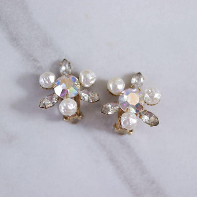 Vintage Pearl with Aurora Borealis Pinwheel Clip Earrings by Unsigned Judy Lee - Vintage Meet Modern Vintage Jewelry - Chicago, Illinois - #oldhollywoodglamour #vintagemeetmodern #designervintage #jewelrybox #antiquejewelry #vintagejewelry