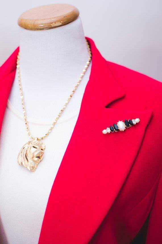 Vintage Gold Lion Pendant Statement Necklace by 1970s - Vintage Meet Modern Vintage Jewelry - Chicago, Illinois - #oldhollywoodglamour #vintagemeetmodern #designervintage #jewelrybox #antiquejewelry #vintagejewelry