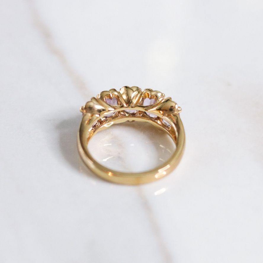 Vintage Oval Cut Amethyst Band Ring by Hallmarked 925 - Vintage Meet Modern Vintage Jewelry - Chicago, Illinois - #oldhollywoodglamour #vintagemeetmodern #designervintage #jewelrybox #antiquejewelry #vintagejewelry