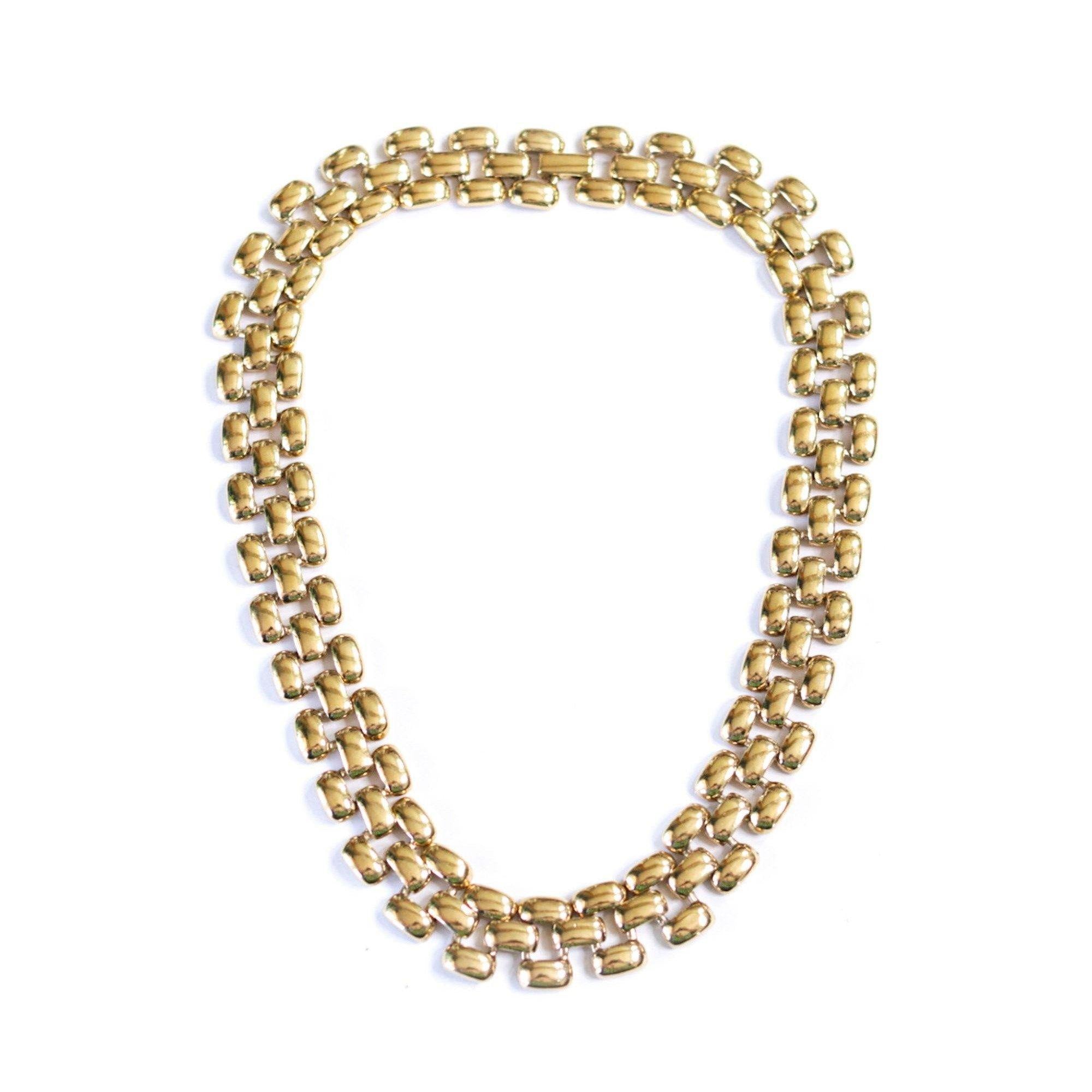 Vintage Wide Flat Link Chain Necklace by Unsigned Beauty - Vintage Meet Modern Vintage Jewelry - Chicago, Illinois - #oldhollywoodglamour #vintagemeetmodern #designervintage #jewelrybox #antiquejewelry #vintagejewelry