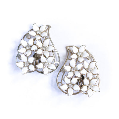 Vintage Huge White Flower Statement Earrings by Patent Pending - Vintage Meet Modern Vintage Jewelry - Chicago, Illinois - #oldhollywoodglamour #vintagemeetmodern #designervintage #jewelrybox #antiquejewelry #vintagejewelry