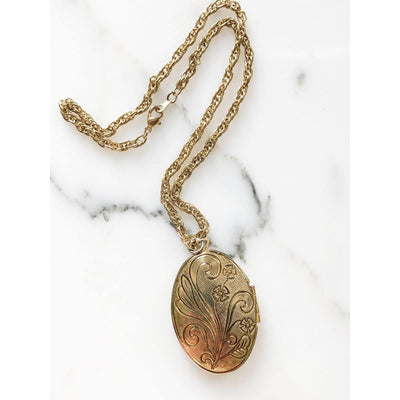 Victorian Revival Style Locket by Unsigned Beauty - Vintage Meet Modern Vintage Jewelry - Chicago, Illinois - #oldhollywoodglamour #vintagemeetmodern #designervintage #jewelrybox #antiquejewelry #vintagejewelry