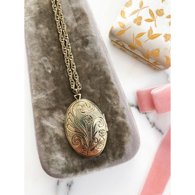 Victorian Revival Style Locket by Unsigned Beauty - Vintage Meet Modern Vintage Jewelry - Chicago, Illinois - #oldhollywoodglamour #vintagemeetmodern #designervintage #jewelrybox #antiquejewelry #vintagejewelry