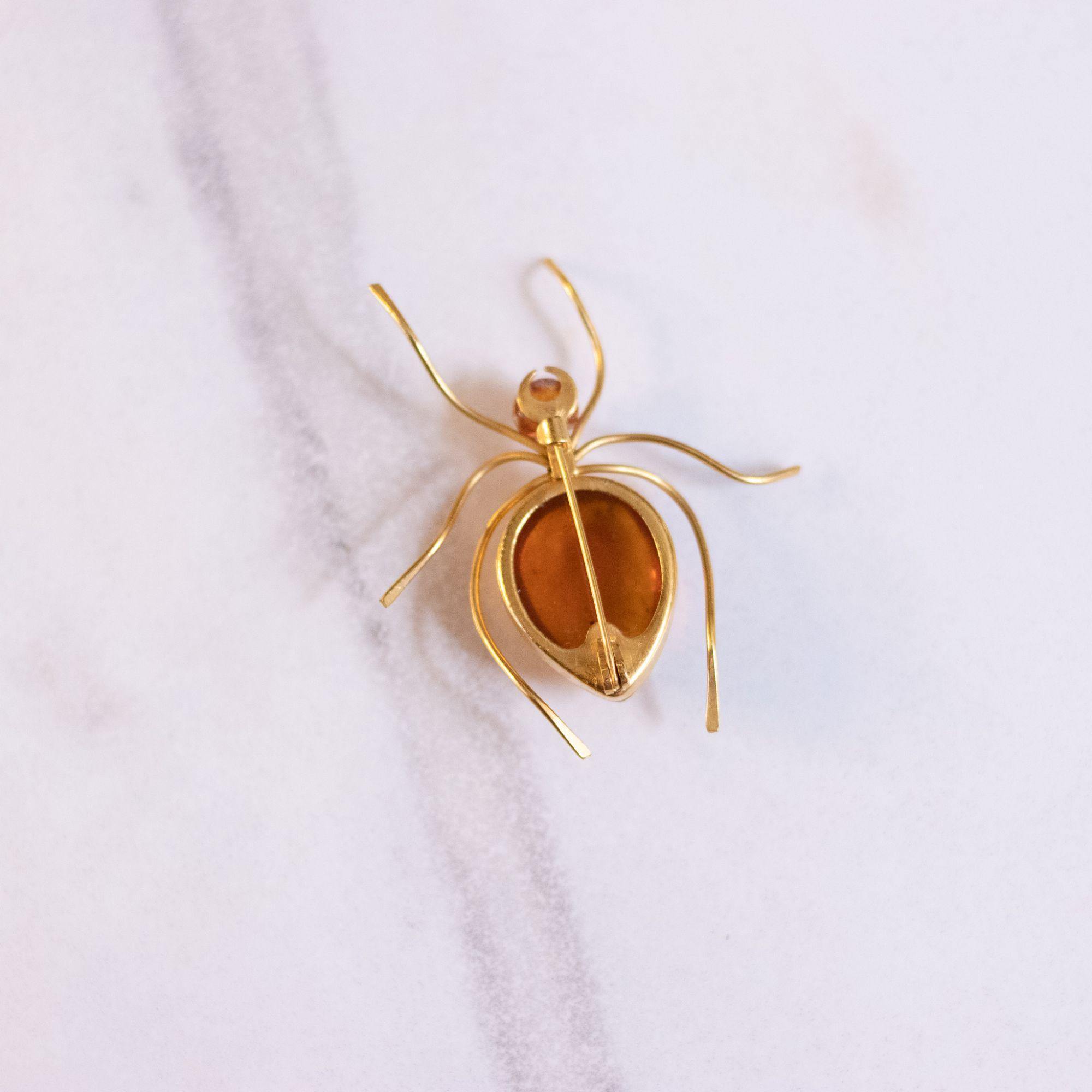 Vintage Amber Bakelite Spider Brooch by Unsigned Beauty - Vintage Meet Modern Vintage Jewelry - Chicago, Illinois - #oldhollywoodglamour #vintagemeetmodern #designervintage #jewelrybox #antiquejewelry #vintagejewelry