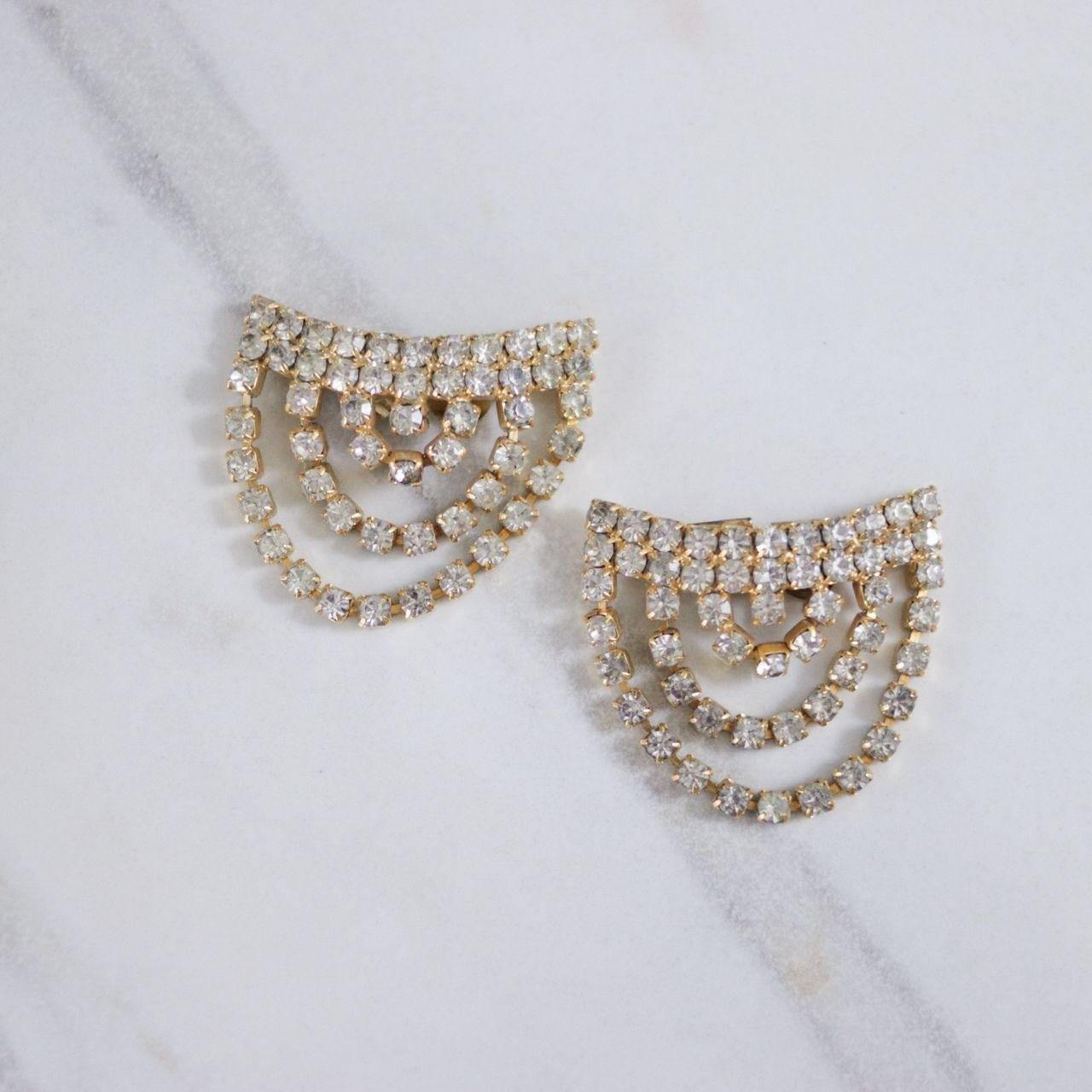 Vintage Waterfall Rhinestone Shoe Clips by Unsigned Beauty - Vintage Meet Modern Vintage Jewelry - Chicago, Illinois - #oldhollywoodglamour #vintagemeetmodern #designervintage #jewelrybox #antiquejewelry #vintagejewelry