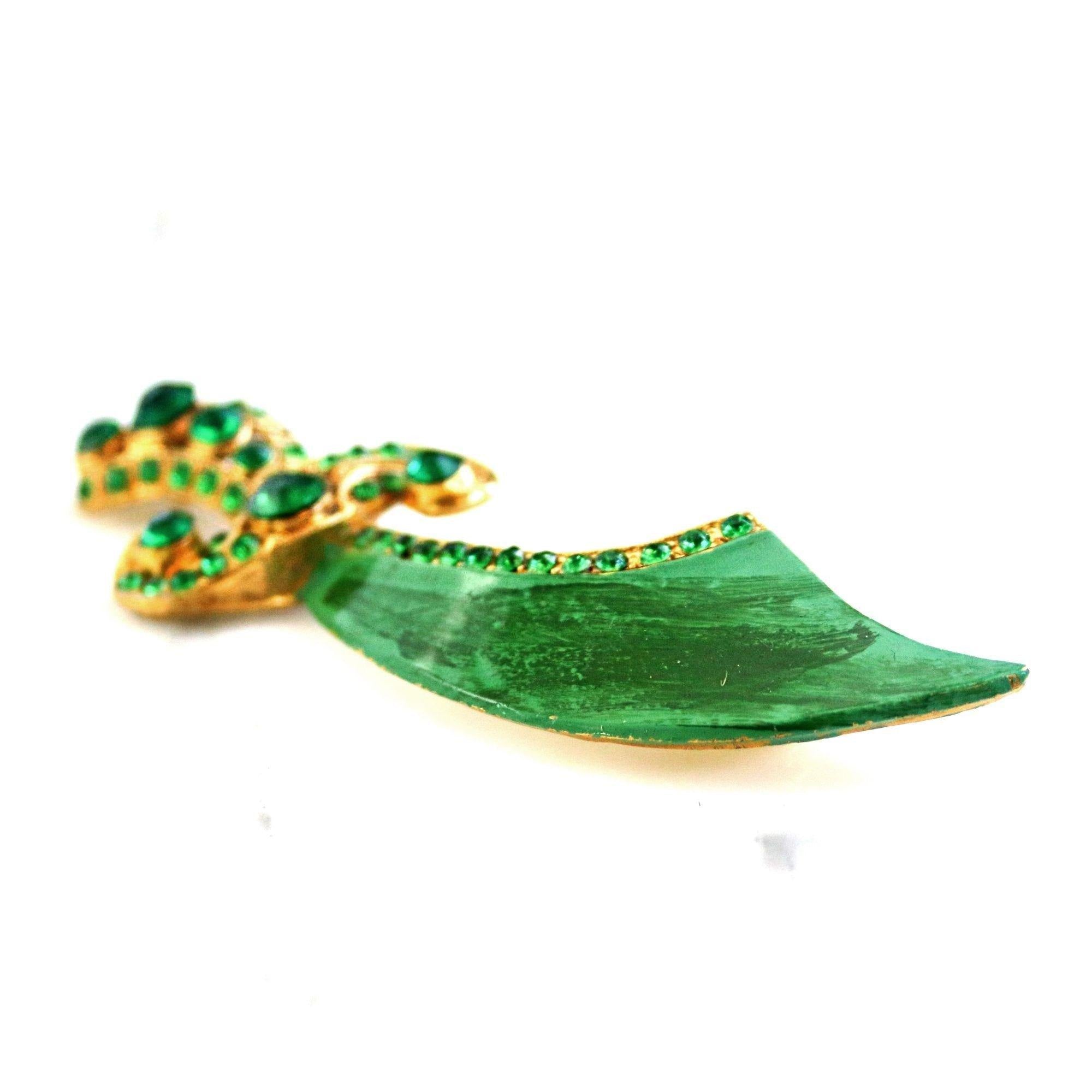 Vintage Green Enamel and Rhinestone Saber Brooch by Unsigned Beauty - Vintage Meet Modern Vintage Jewelry - Chicago, Illinois - #oldhollywoodglamour #vintagemeetmodern #designervintage #jewelrybox #antiquejewelry #vintagejewelry