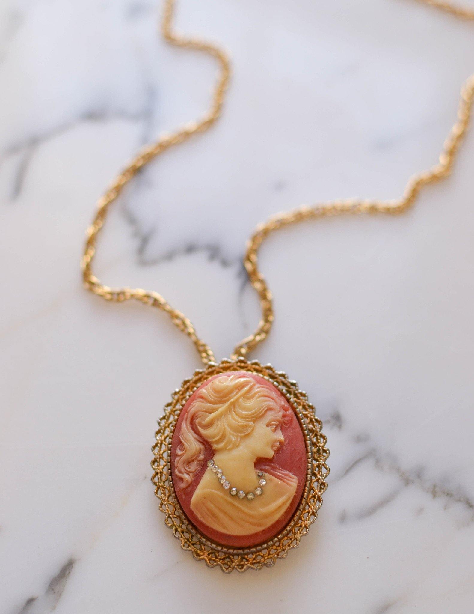 Victorian Revival Cameo Pendant Necklace by Unsigned Beauty - Vintage Meet Modern Vintage Jewelry - Chicago, Illinois - #oldhollywoodglamour #vintagemeetmodern #designervintage #jewelrybox #antiquejewelry #vintagejewelry