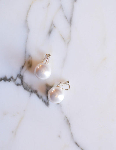 Large Classic White Pearl Earrings by Unsigned Beauty - Vintage Meet Modern Vintage Jewelry - Chicago, Illinois - #oldhollywoodglamour #vintagemeetmodern #designervintage #jewelrybox #antiquejewelry #vintagejewelry