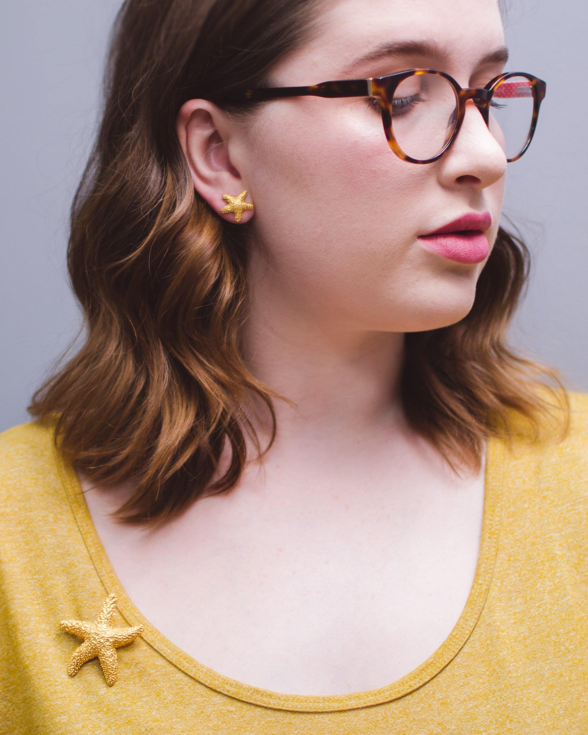 Vintage Gold Starfish Earrings Pierced Petite Size by 1980s - Vintage Meet Modern Vintage Jewelry - Chicago, Illinois - #oldhollywoodglamour #vintagemeetmodern #designervintage #jewelrybox #antiquejewelry #vintagejewelry