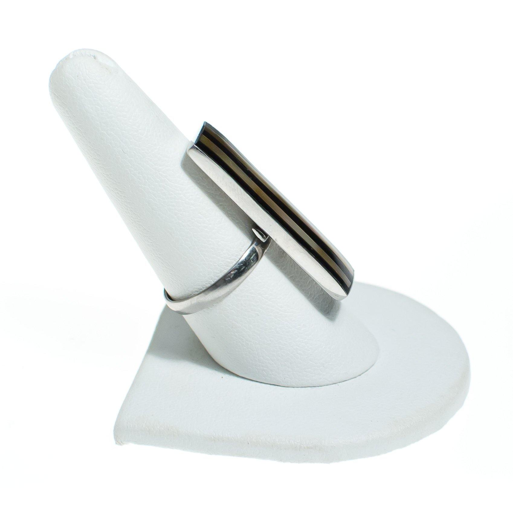 Vintage Onyx and Mother of Pearl Statement Ring by Vintage Meet Modern - Vintage Meet Modern Vintage Jewelry - Chicago, Illinois - #oldhollywoodglamour #vintagemeetmodern #designervintage #jewelrybox #antiquejewelry #vintagejewelry